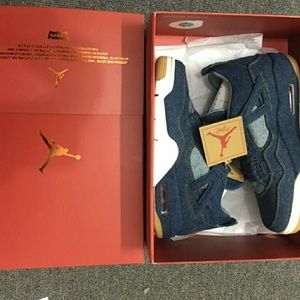 Jordan 4 levis